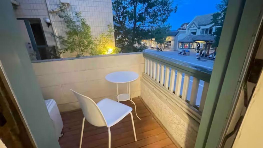 Unit #201 Cozy Mountain View 1Br In Dt Διαμέρισμα Κάνμορ Εξωτερικό φωτογραφία