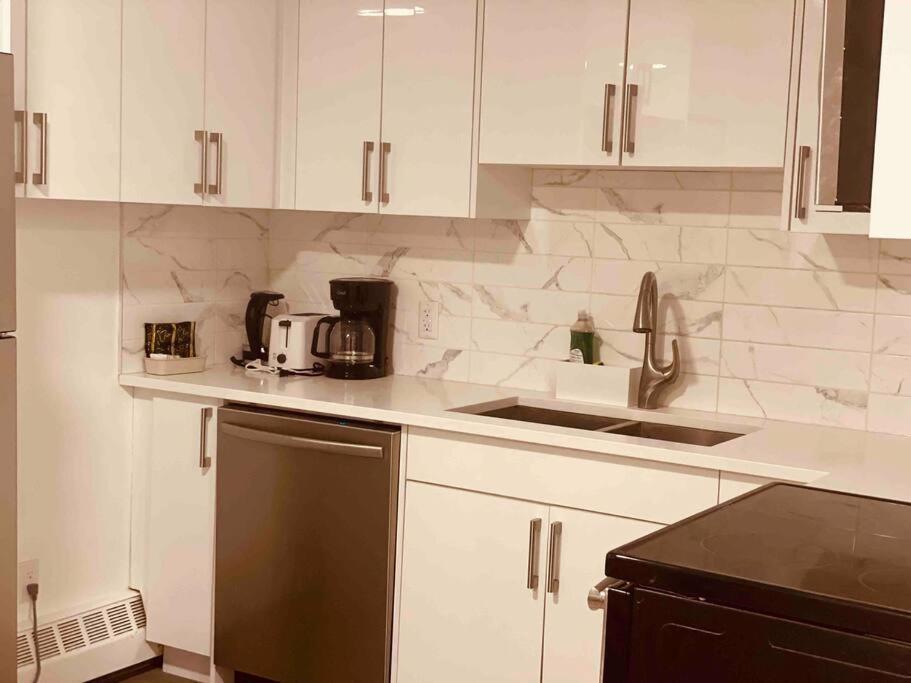 Unit #201 Cozy Mountain View 1Br In Dt Διαμέρισμα Κάνμορ Εξωτερικό φωτογραφία